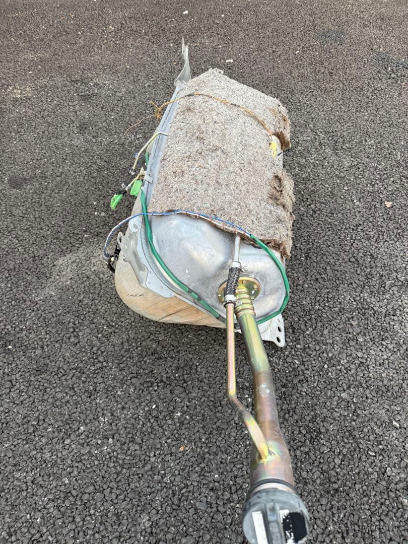 JZX100 燃料タンク フューエルタンク チェイサーマークIIクレスタ