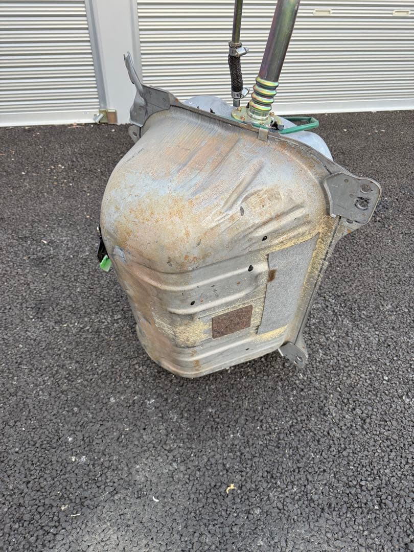 JZX100 燃料タンク フューエルタンク チェイサーマークIIクレスタ