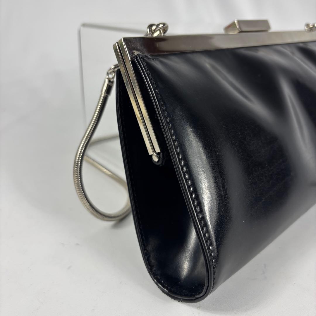 GUCCI ショルダーバッグ　 パテントレザー　 がま口　チェーン　ブラック