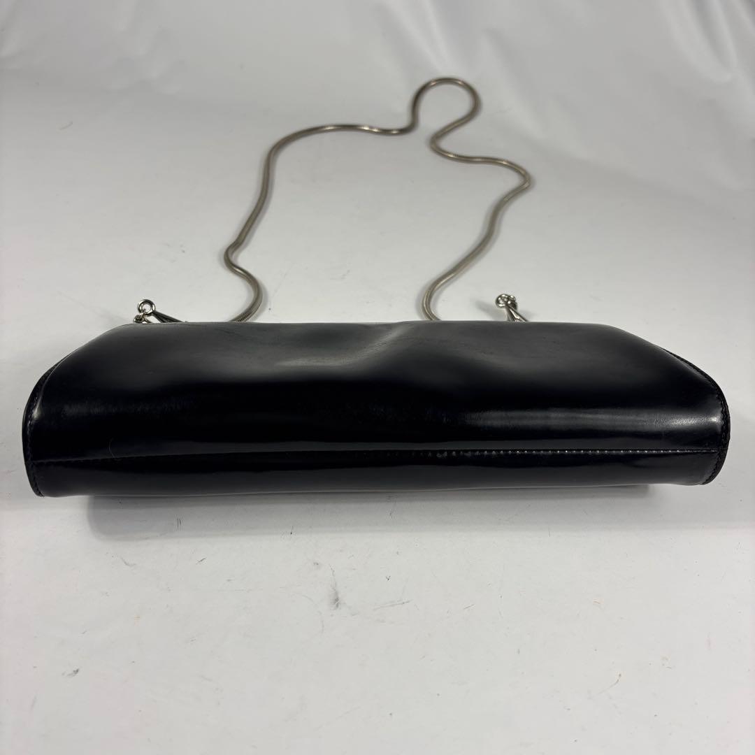 GUCCI ショルダーバッグ　 パテントレザー　 がま口　チェーン　ブラック