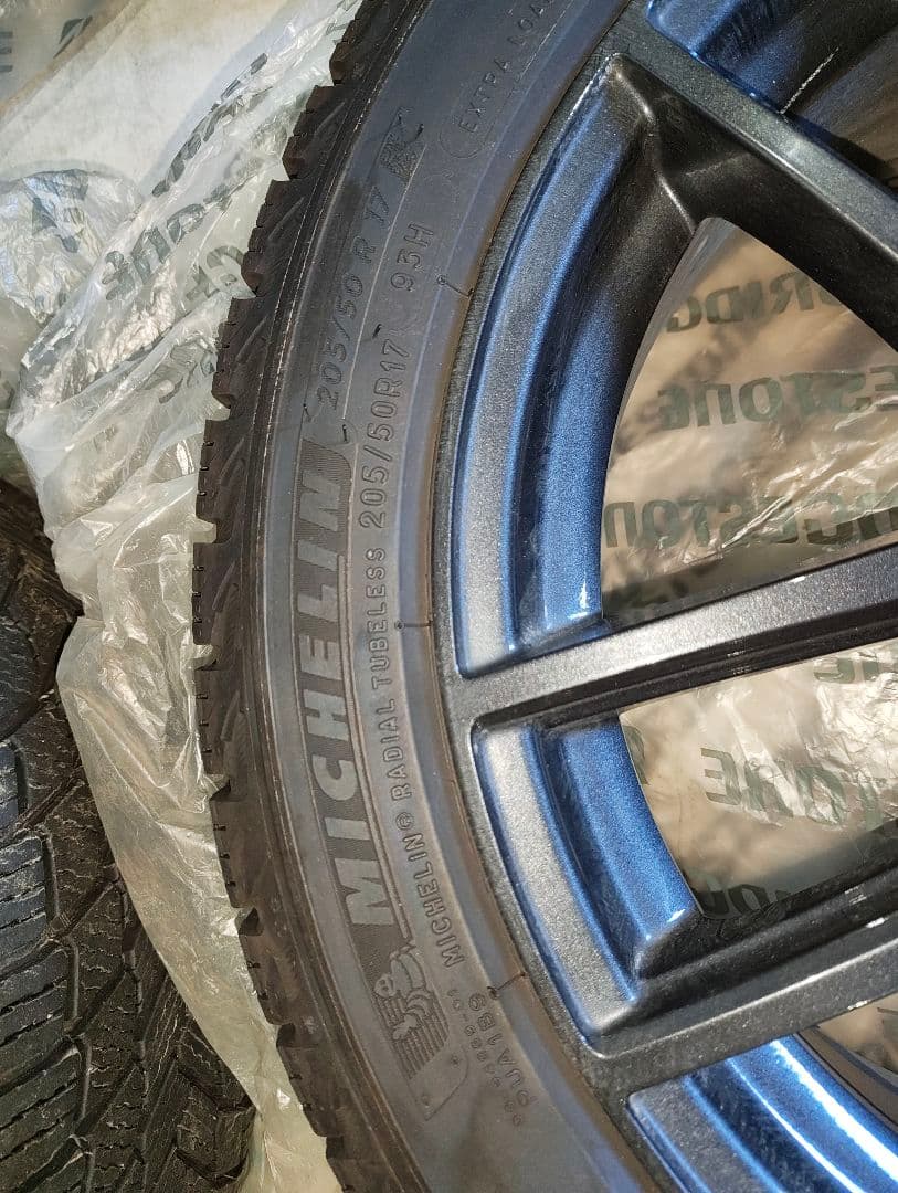 17インチ 日産純正ホイール・ミシュランスタッドレスタイヤセット