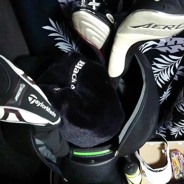 キャディバック。ゴルフ用品。セット