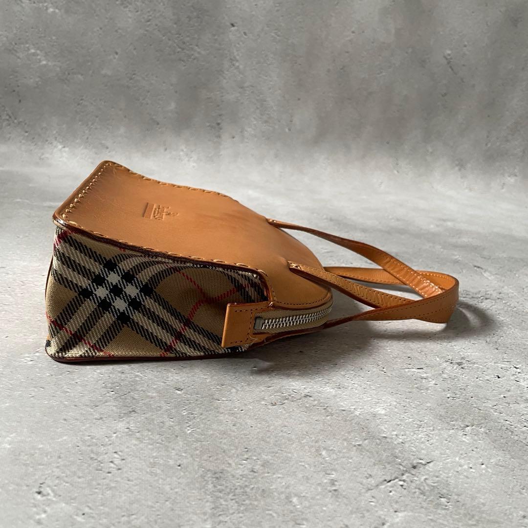 Vintage Burberry leather hand bag 型押しロゴ