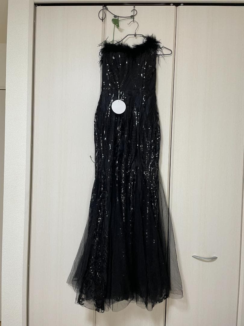 イブニングドレス　パーティードレス　スパンコール　カラーブラック　サイズL