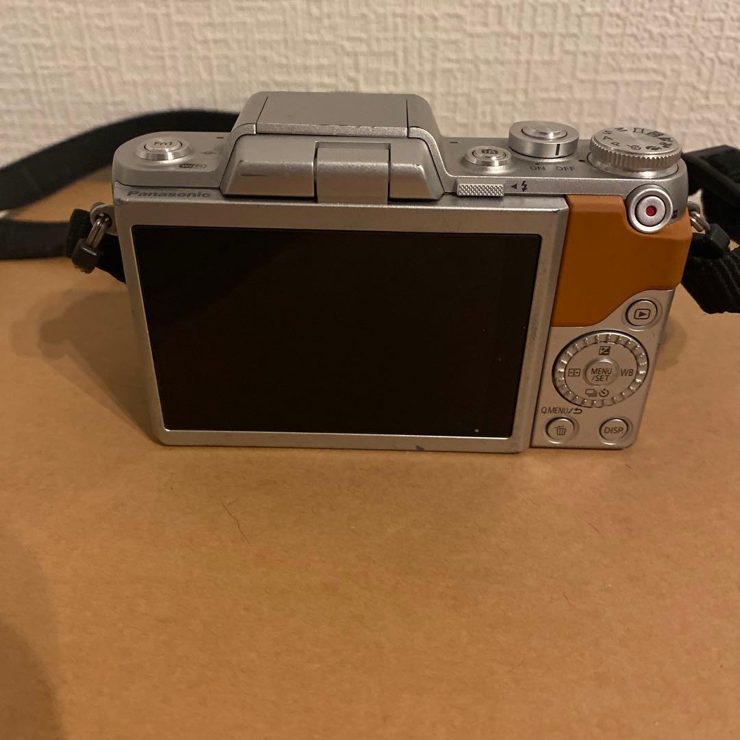 LUMIX Gシリーズ デジタル一眼レフ ブラウン 2月1日削除予定