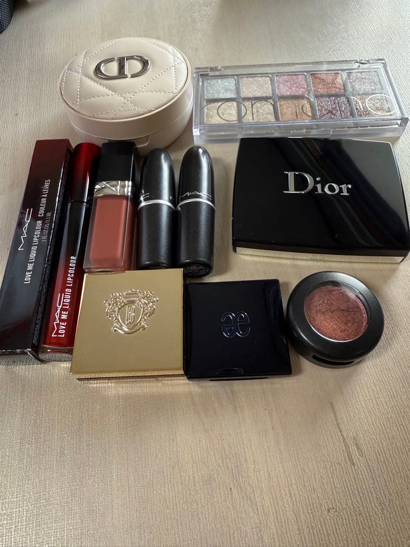 化粧品 本日のみ値下げ⭕️