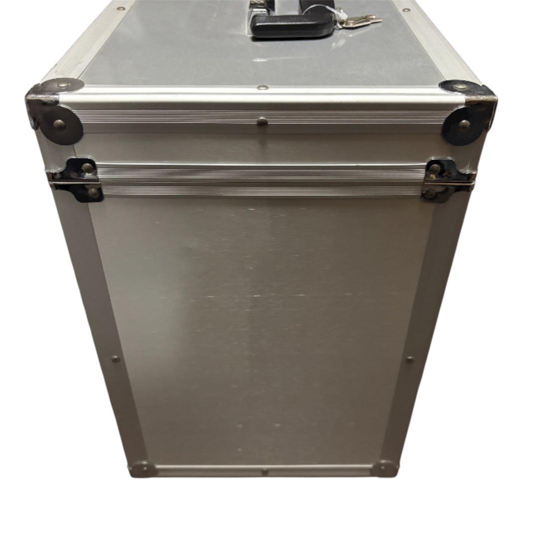 美品 レコード用収納 ハードケース アルミ製LP50-60枚収納DJ No.2