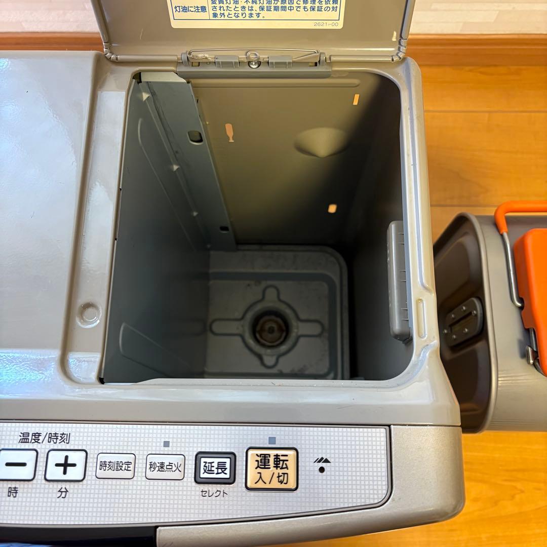 【送料込み‼️】CORONA 石油ファンヒーター 2011年製