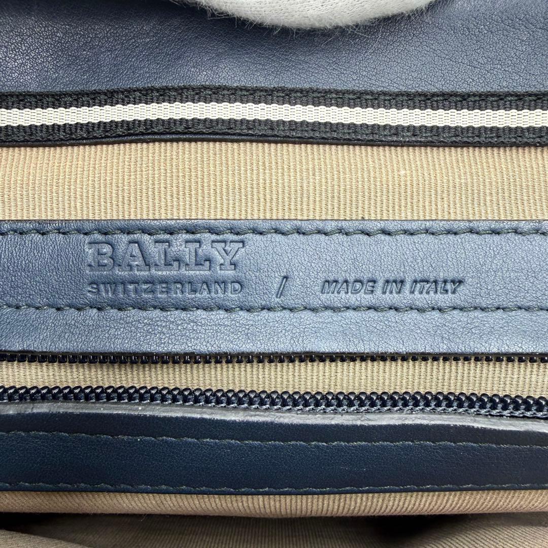 【美品】バリー ビジネスバッグ BIVIOS トレスポ レザー ネイビー 現行