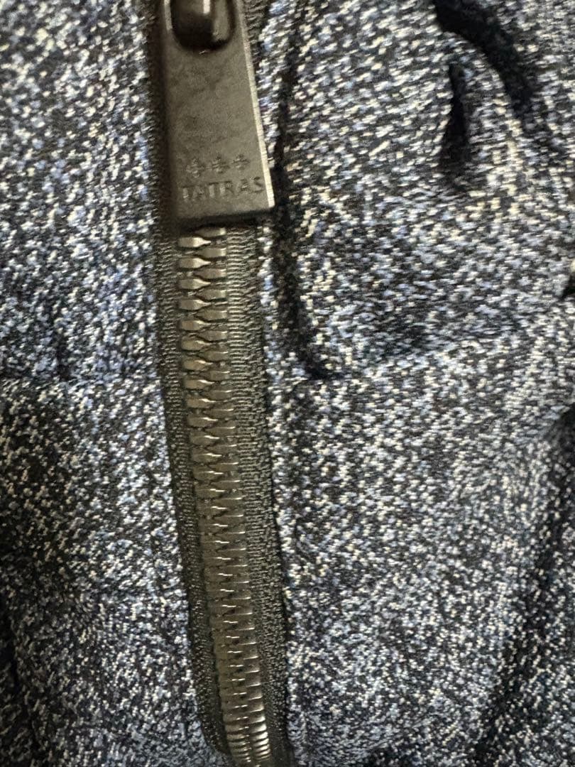 国内正規品　TATRAS 高級Rライン　ダウンベスト