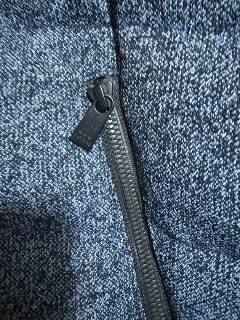 国内正規品　TATRAS 高級Rライン　ダウンベスト