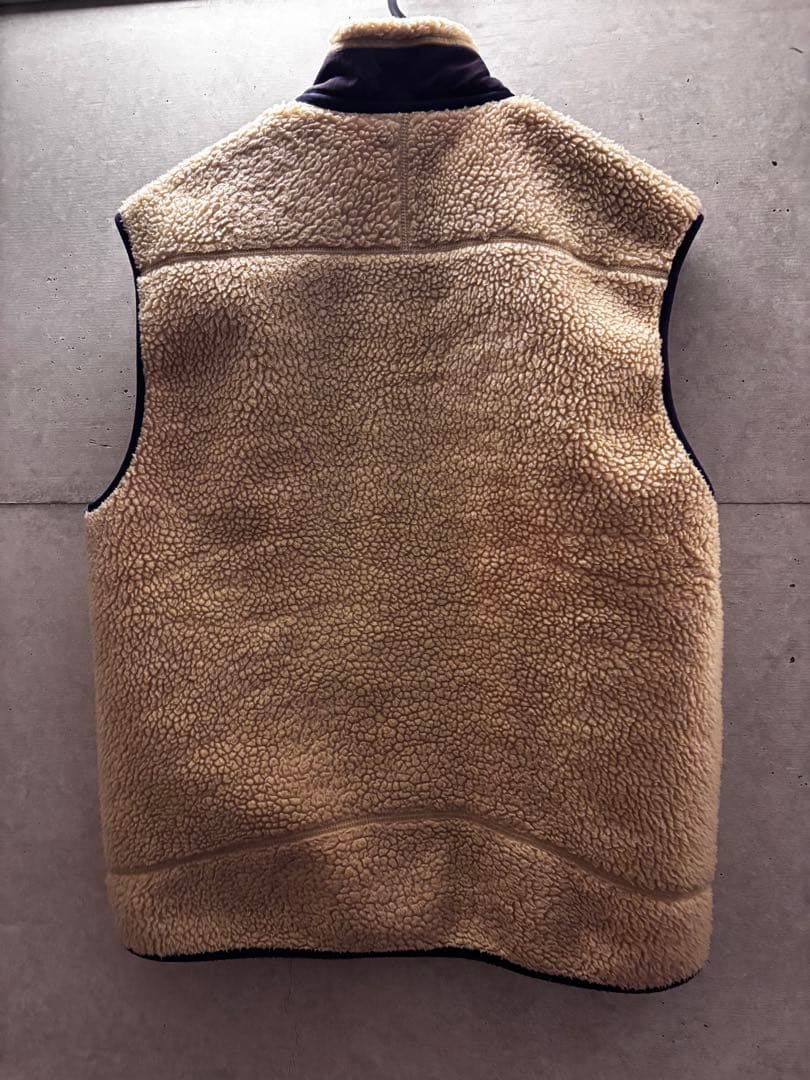 Patagonia フリースベスト ベージュ/ネイビー