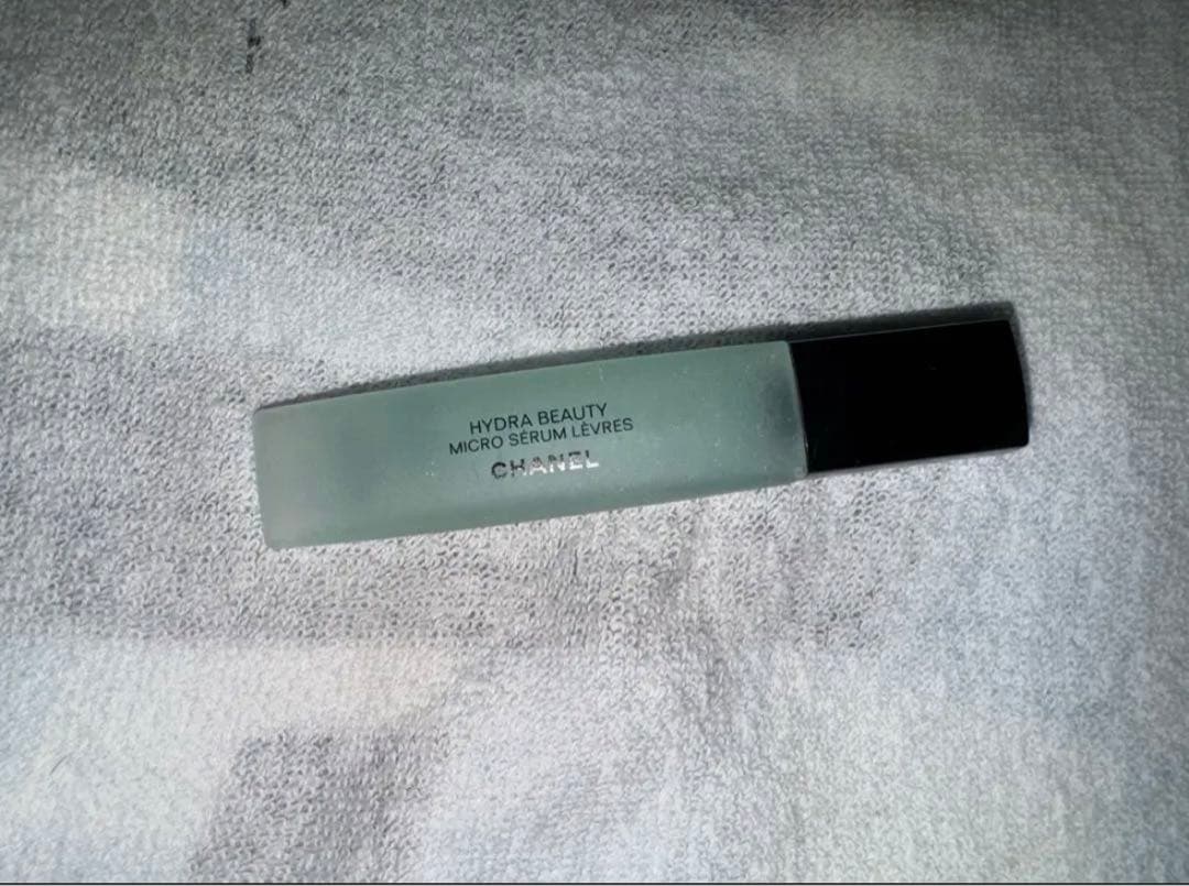 シャネル イドゥラ ビューティ マイクロ リップ セラム