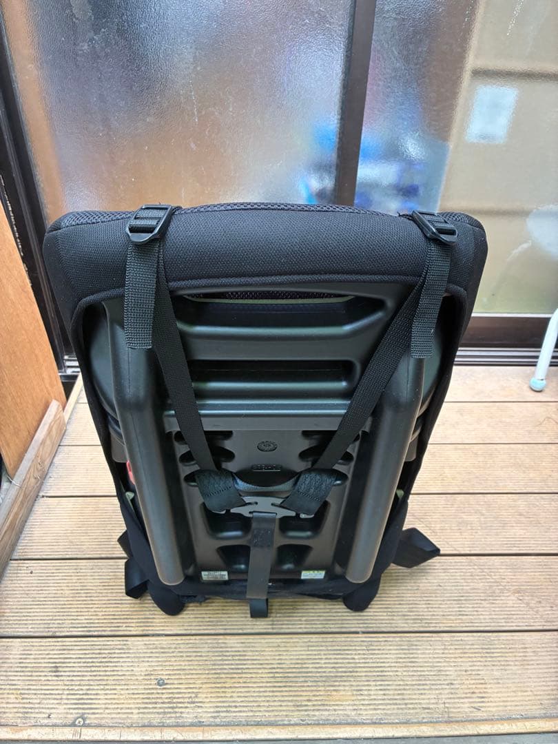 Combi ブラック チャイルドシート