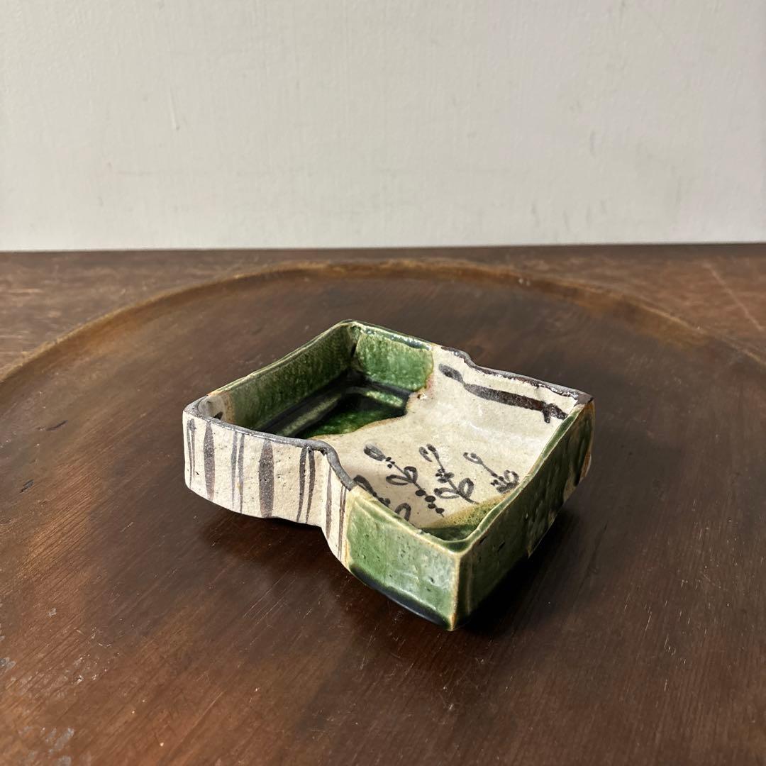 時代織部　向付け　美濃　瀬戸　古美術　茶道具　懐石　酒器　志野　唐津　備前　李朝