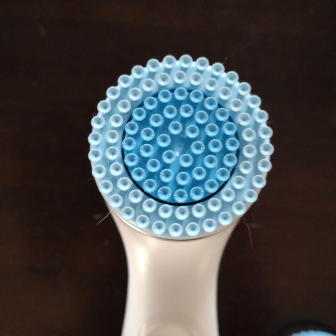 洗顔ブラシ ホワイト 交換用ヘッド付き