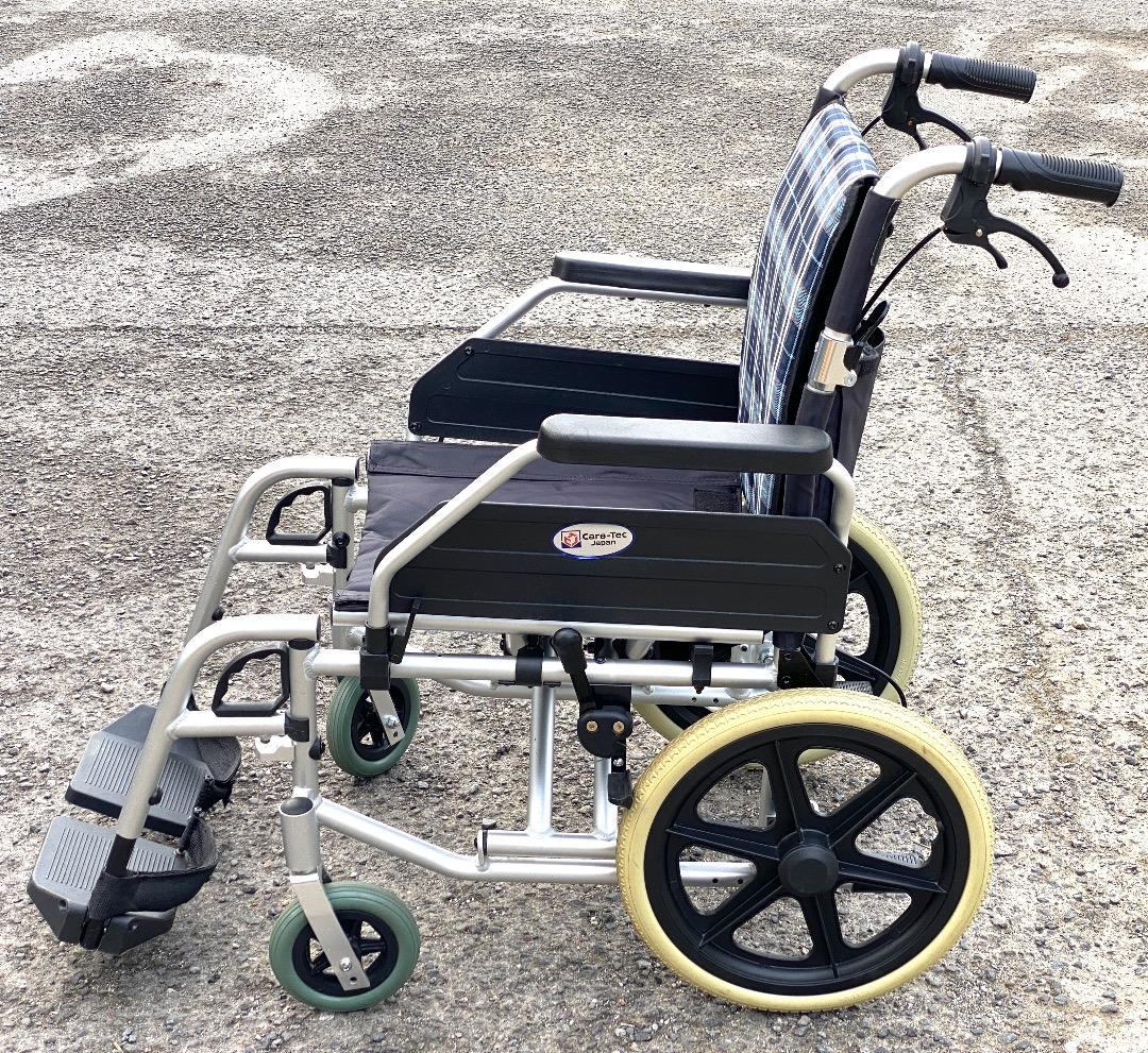 ケアテックジャパン ノーパンクタイヤ 軽量 介助型車いす ウイングスイングアウト