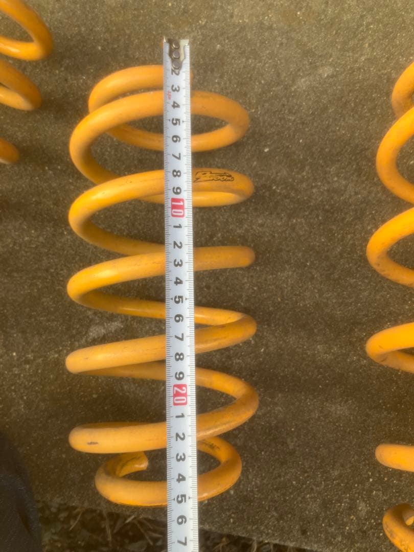 レクサス ct200h ダウンサス　zoom ズーム 　中古　前後　CT