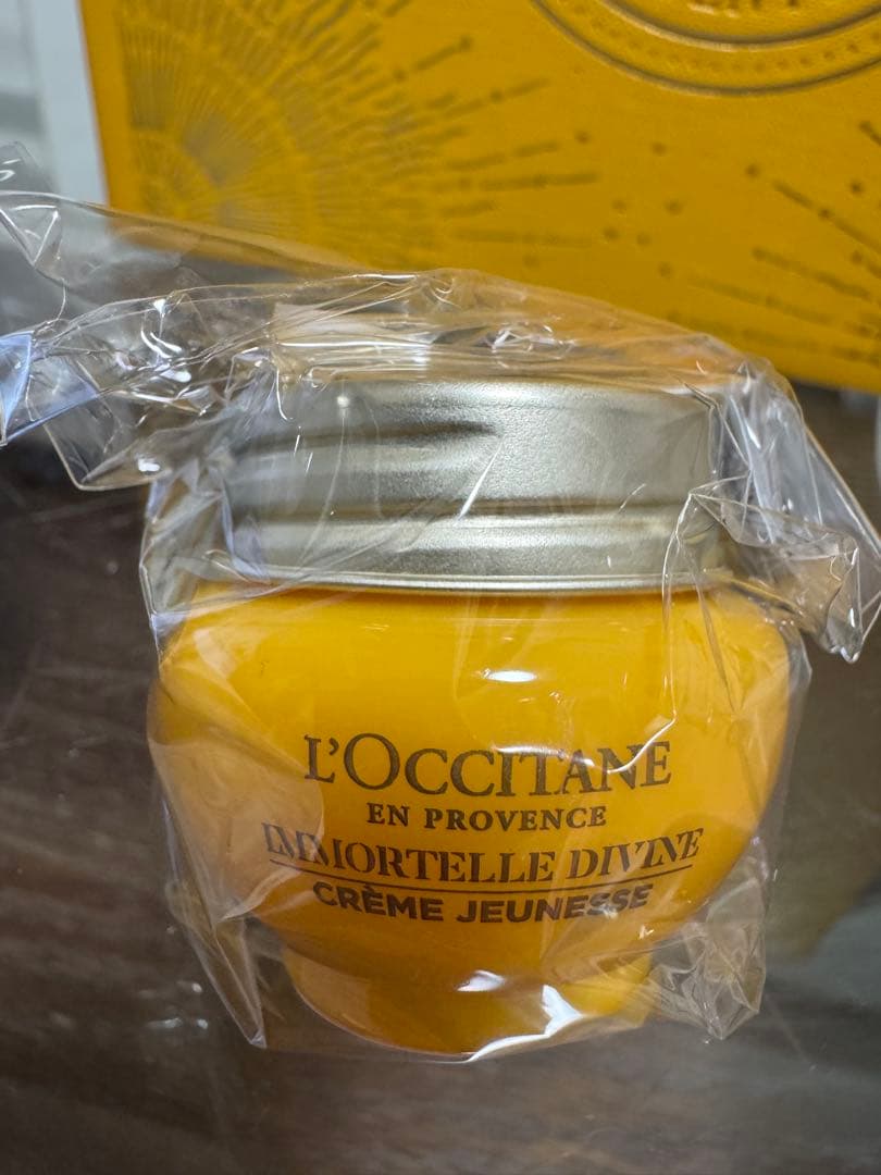 ロクシタン　美容液&レフィル&ディワインクリーム8ml 3点セット