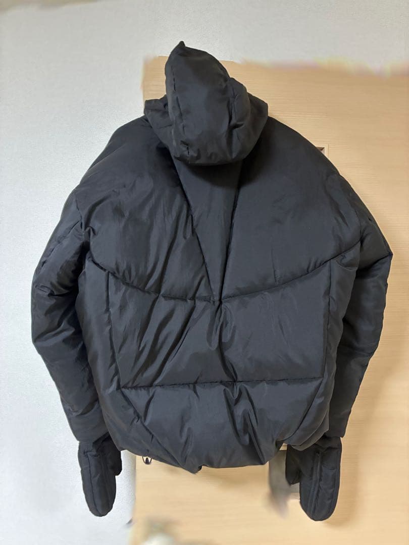 【未使用】hex glove puffer jacket (3c) COLN