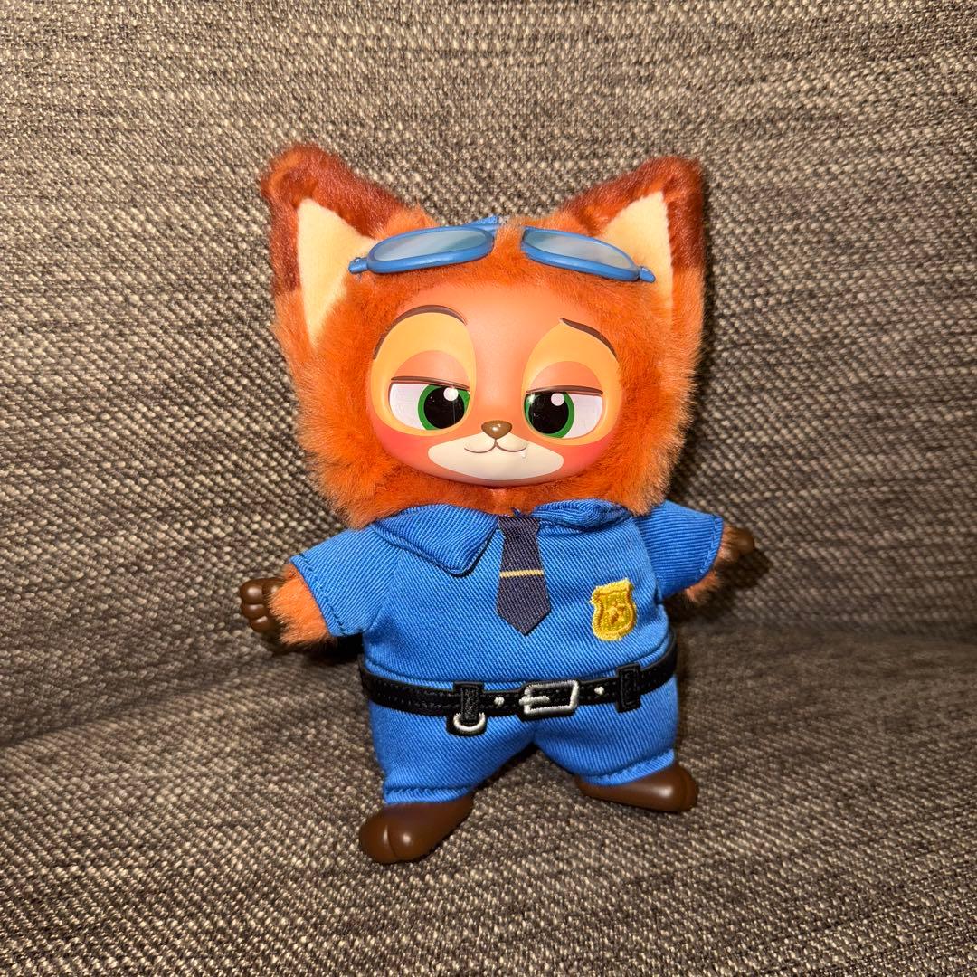 MINISO ディズニー　ズートピア　マスコット　ジュディ ニック 警官