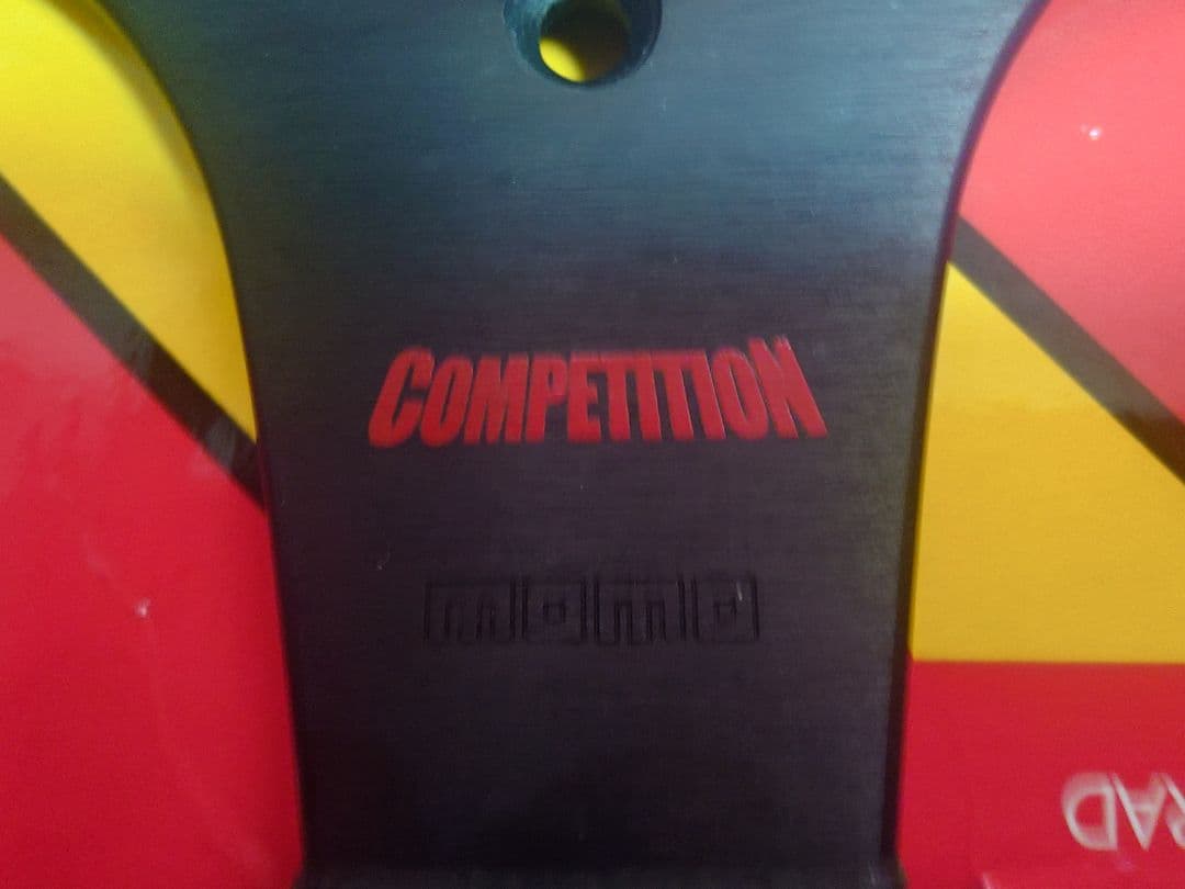 MOMO ステアリング COMPETITION正規品C-71 中古美品