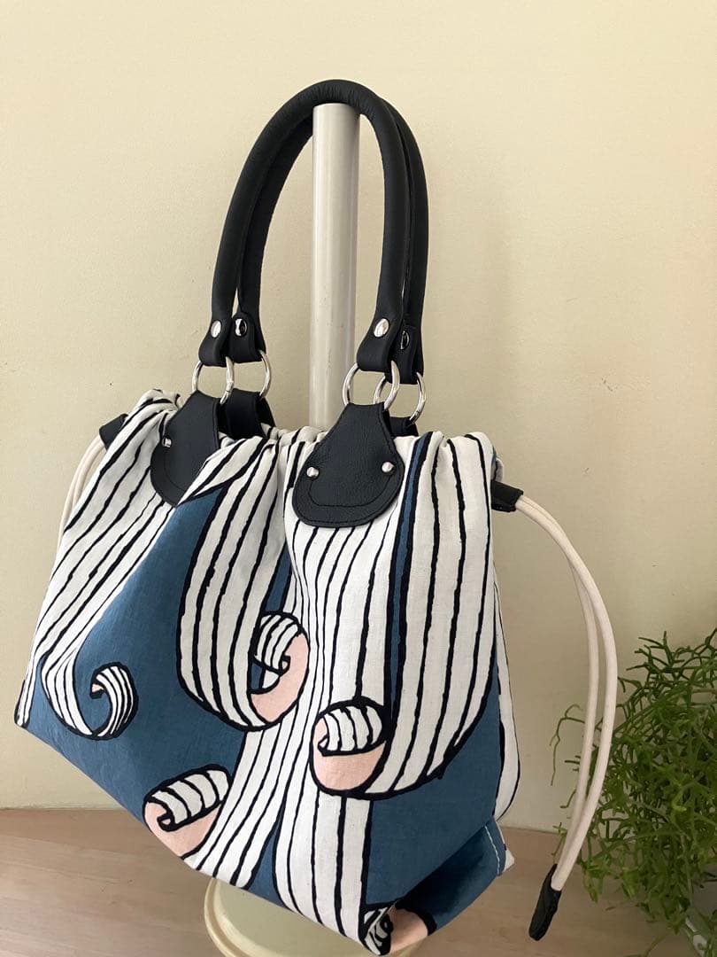 ハンドメイド swing巾着バッグ