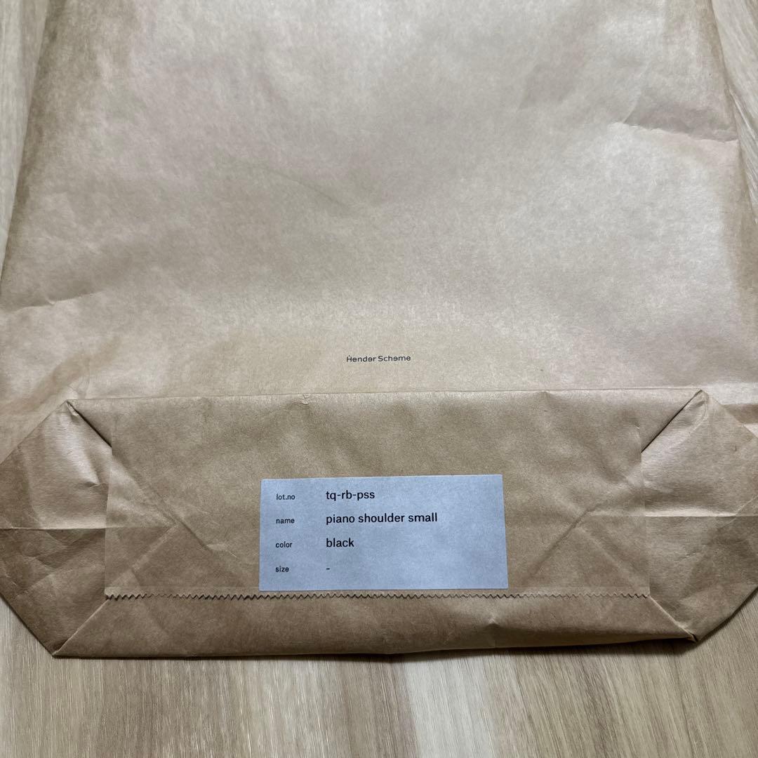 エンダースキーマ　piano shoulder small