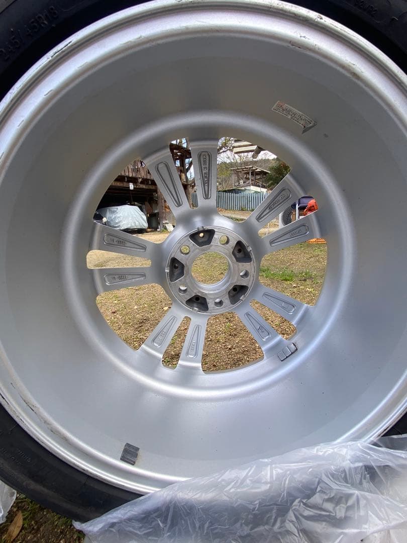 ベンツにて使用　スタッドレス18インチ