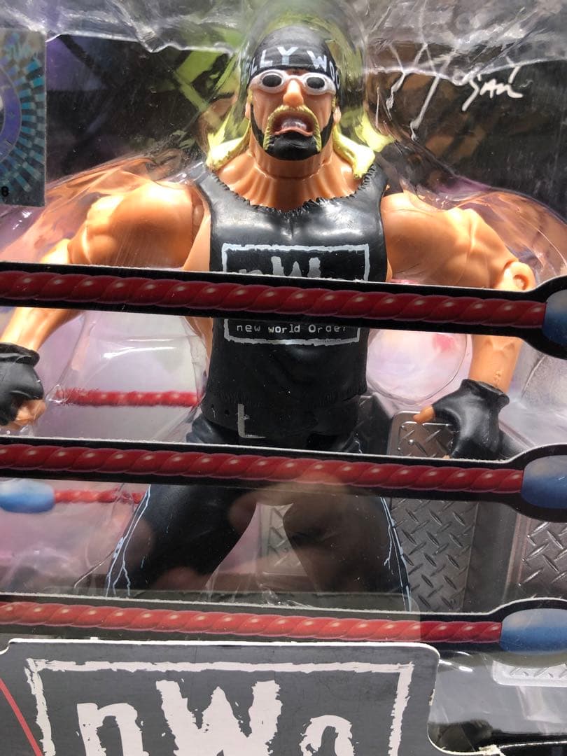 WWE NWO ハルク・ホーガン　フィギュア　プロレス