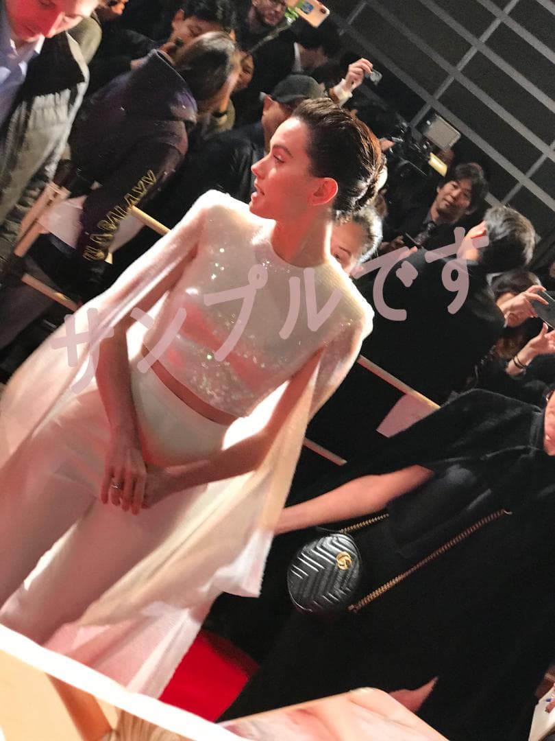 ■ Daisy Ridley デイジー・リドリー ★直筆サイン★