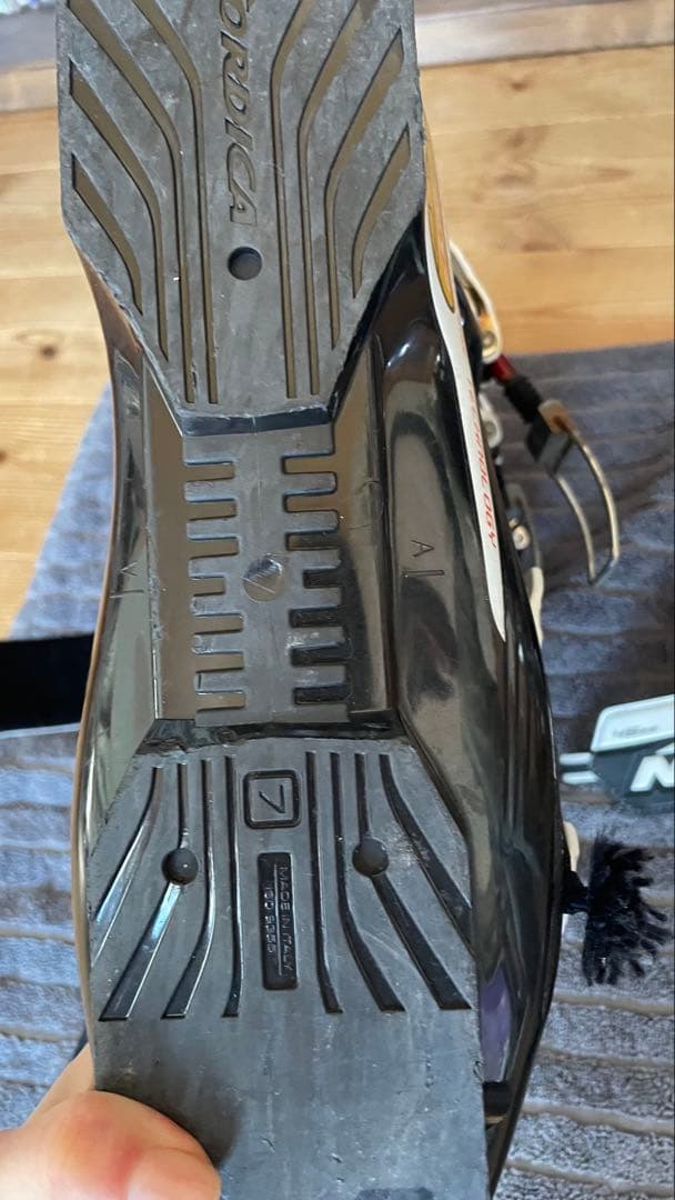 ノルディカ大人ジュニアスキーブーツスキー靴2525.5cm女性子供男性