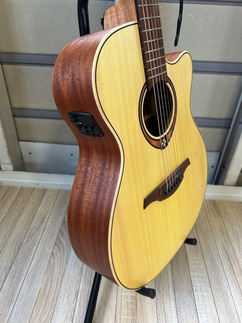 ♦︎①LAG T70ACE エレアコ ラグ