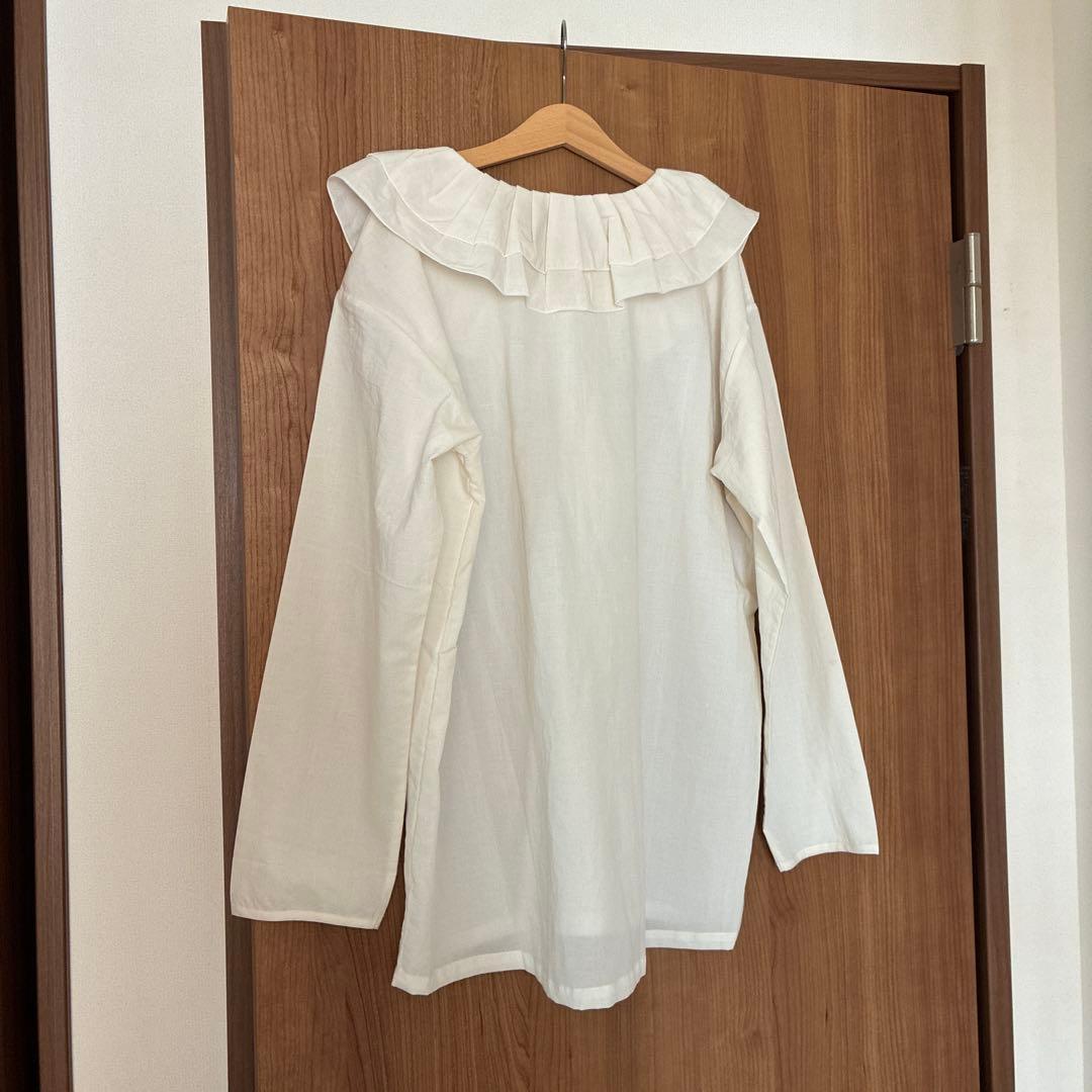 定価22,000円 新品タグ付き★yoli シンプルフリルブラウス オフホワイト