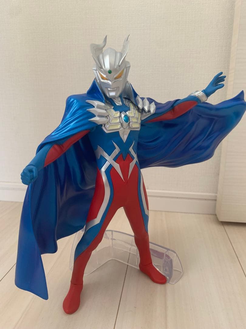 v*g様 ウルトラマン　一番くじ　ラストワン賞　ウルトラマンゼロ　フィギュア