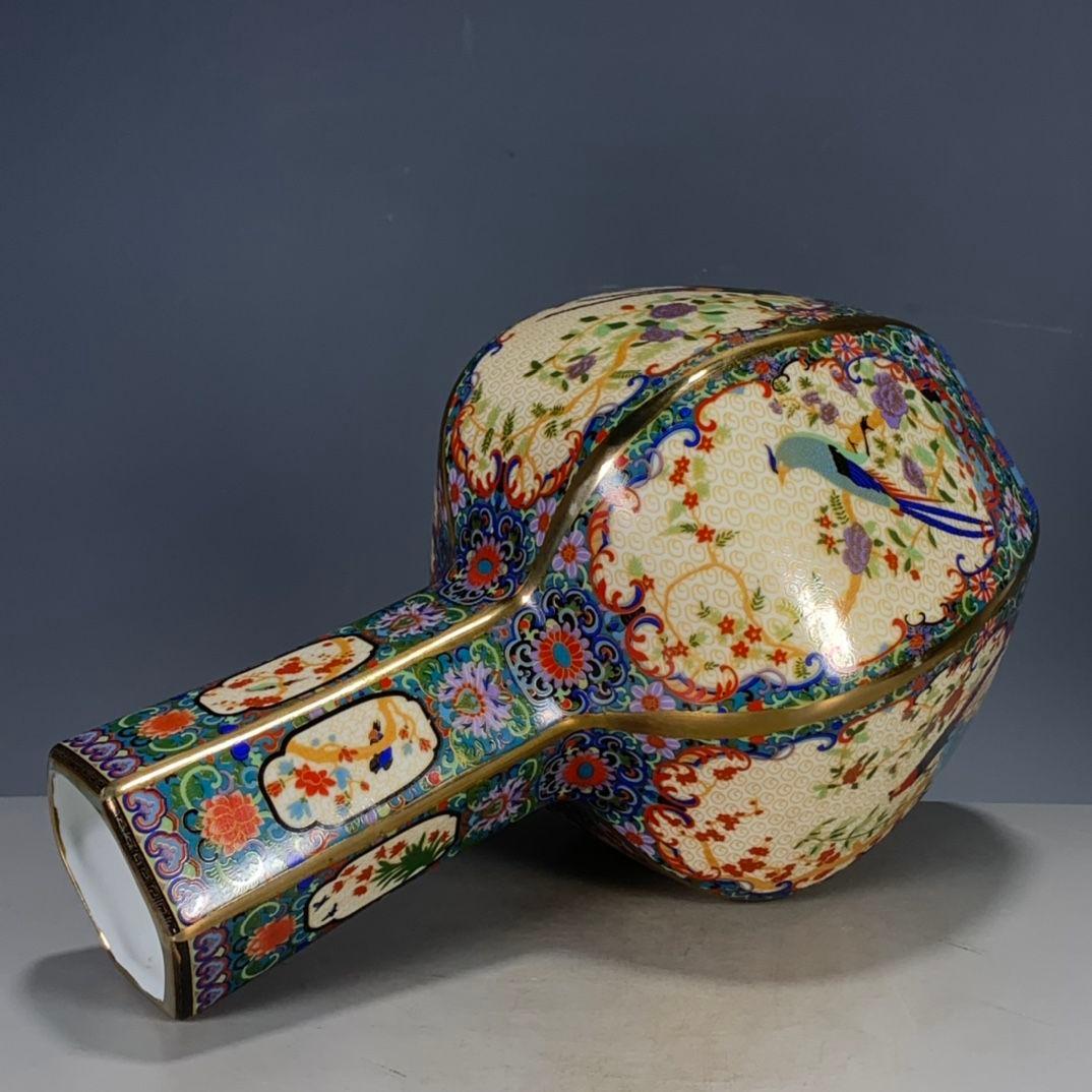 パステル蒔絵花鳥多稜天球瓶 景徳鎮 陶磁器 装飾品 工芸品 美術品 置物