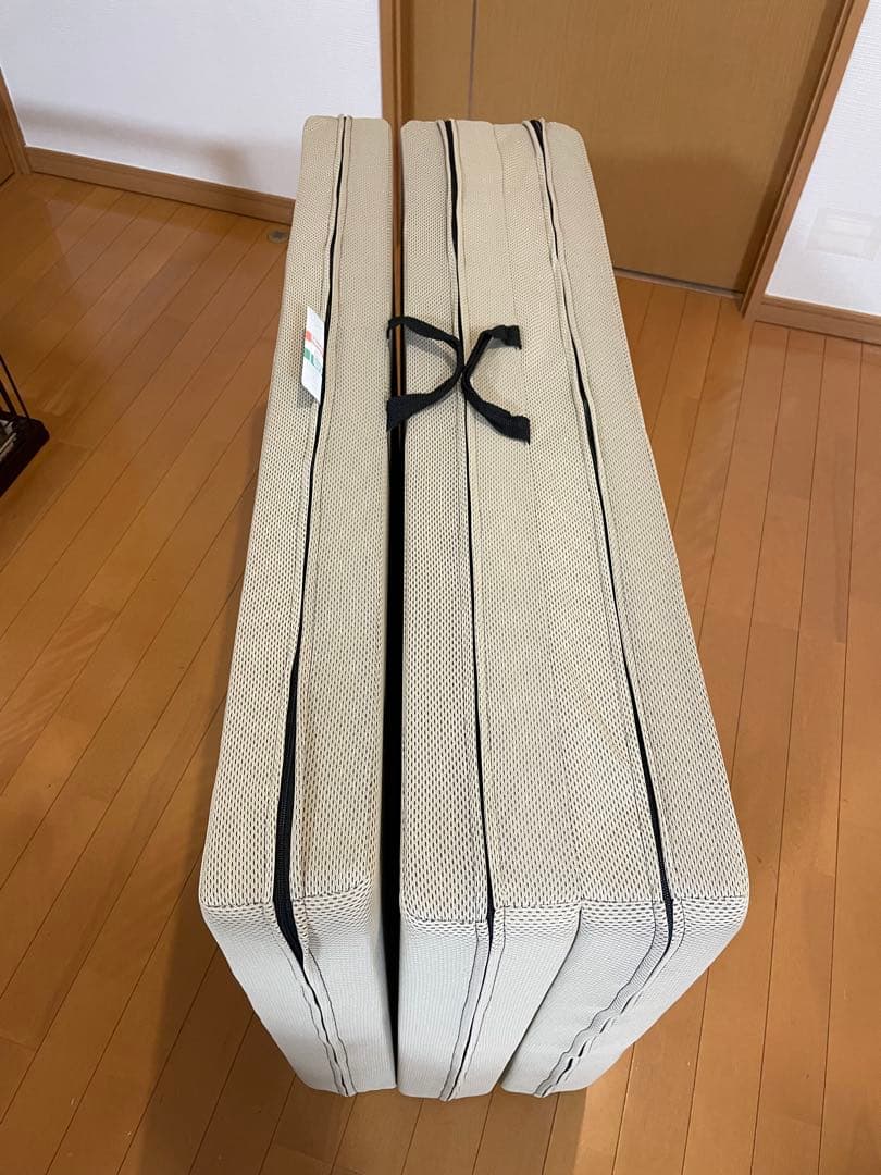 s*様 magniflex マニフレックス　三つ折りシングルマットレス　西川ケー