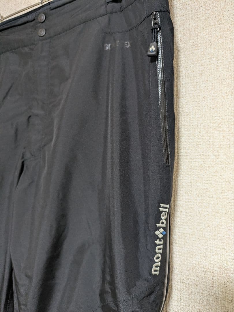 ほぼ未使用　GORE-TEX　中綿入りアルパインパンツ　メンズXL　黒　モンベル