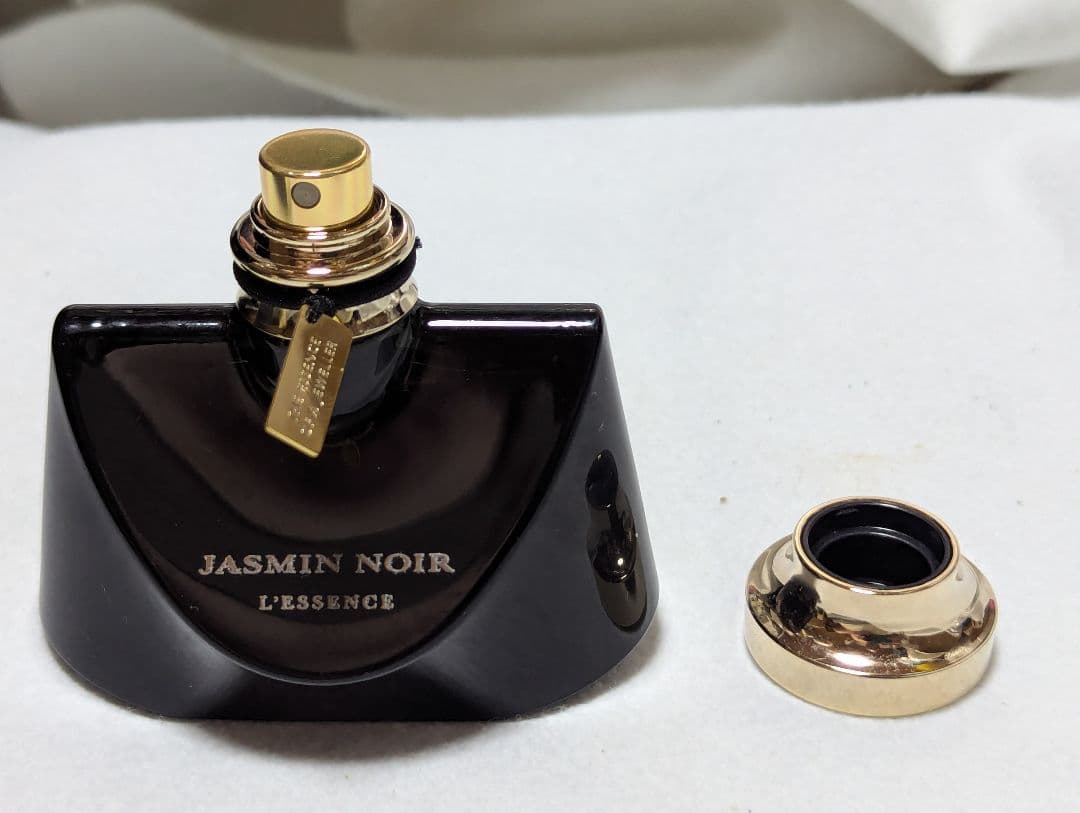 廃盤希少ブルガリジャスミンノワールレサンスオードパルファム50ml