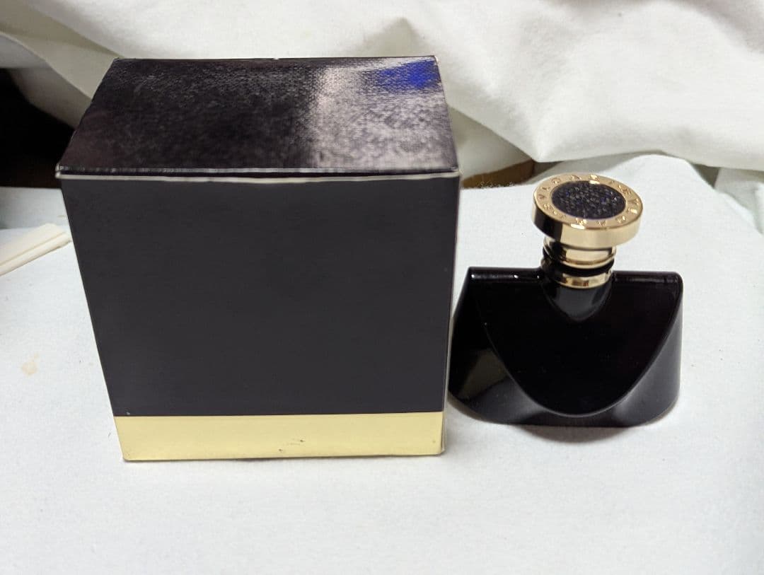 廃盤希少ブルガリジャスミンノワールレサンスオードパルファム50ml