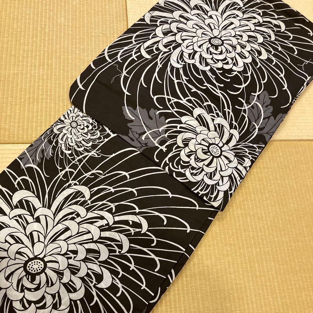 本日特別価格 乱菊柄浴衣４点セット