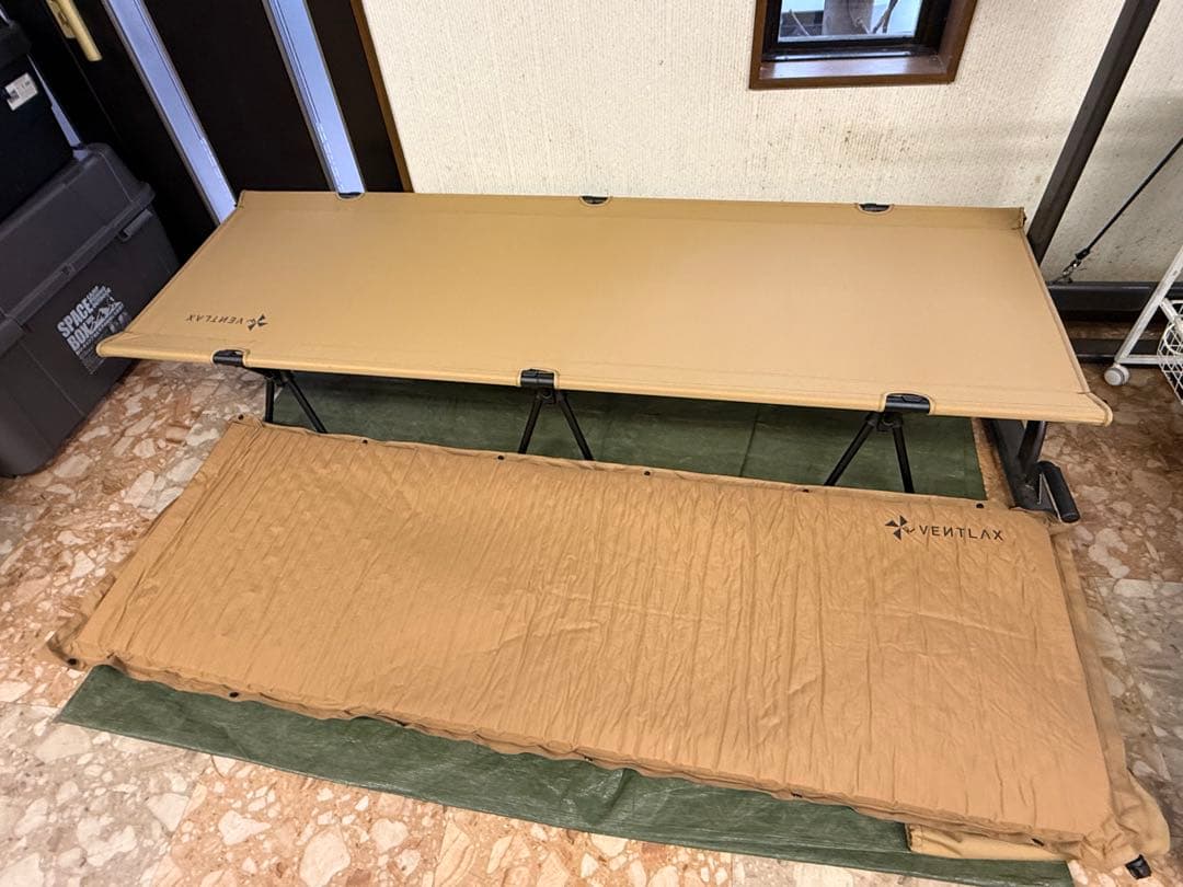 VENTLAXツーウェイコット ＋ インフレータブルマット セット　コヨーテ