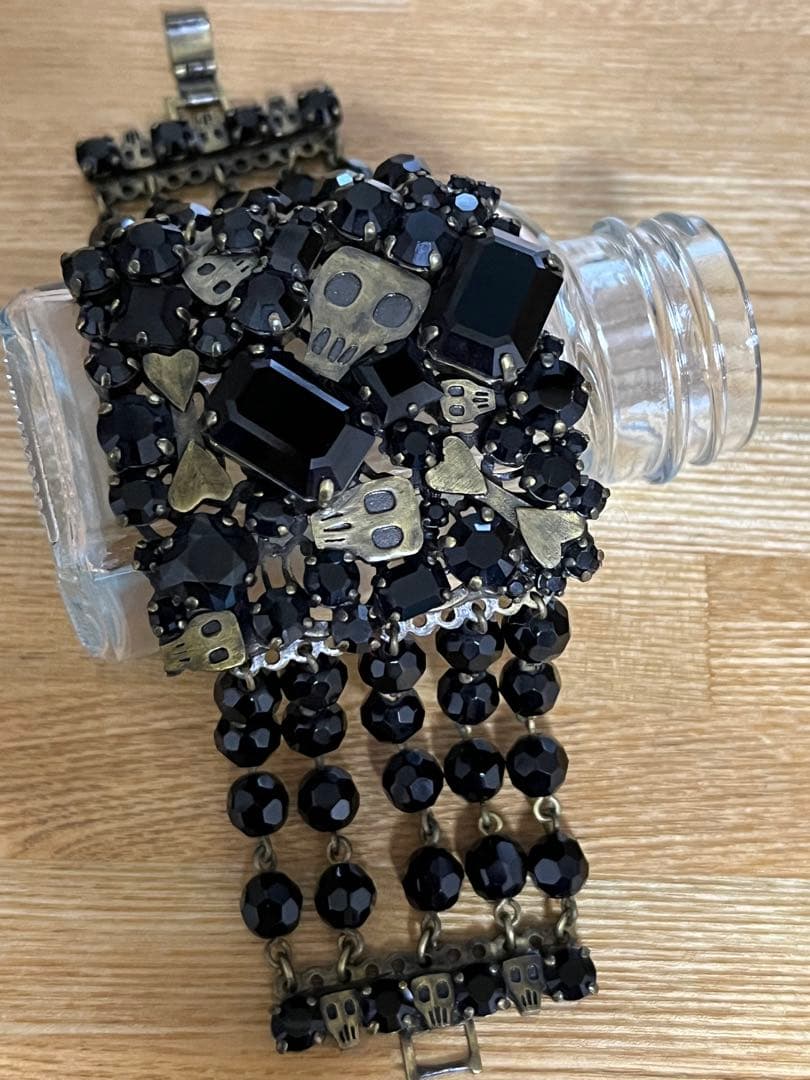 ヴィンテージ　スカル　黒ビーズ5連ブレスレット　ゴージャス 一点物