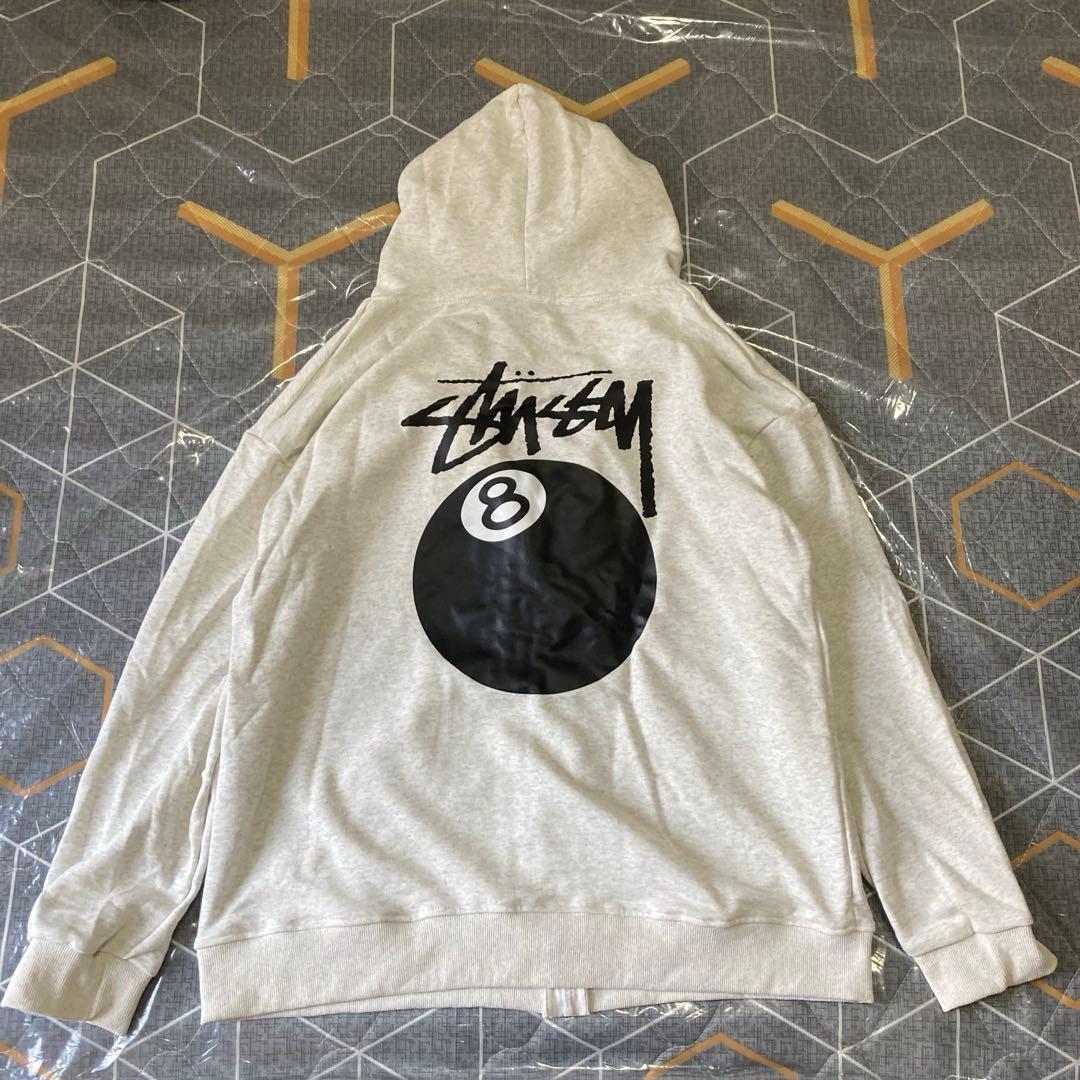 STUSSY 8ボールロゴ ジップアップパーカー グレー