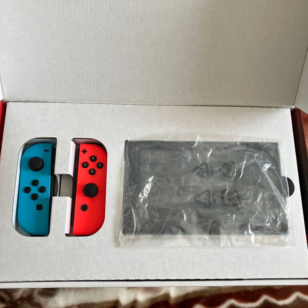 Nintendo Switch 本体　ネオン青赤