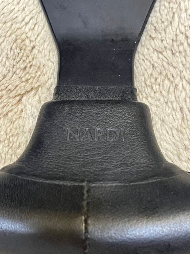 NARDI ブラック ステアリング 3本スポーク