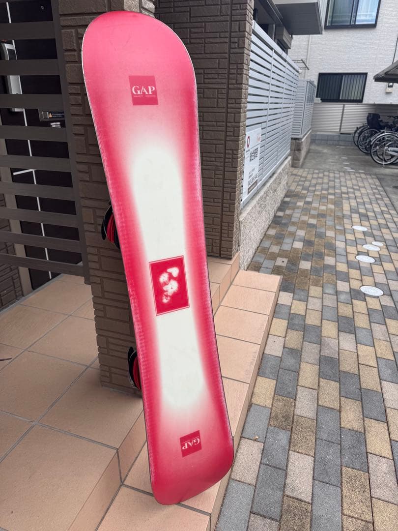 GAP スノーボード 赤色 ビンディング付き