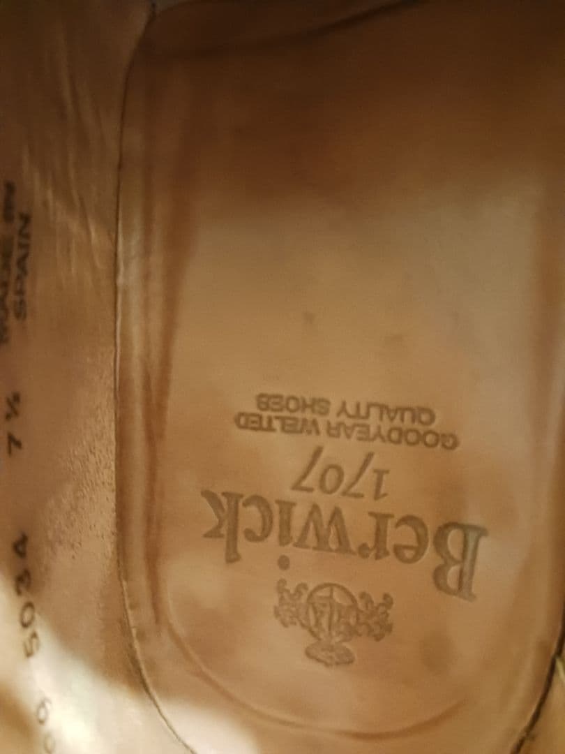 ダークブラウン レザー ビジネスシューズ