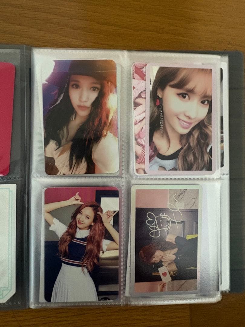 TWICE CDアルバムセット、公式ペンライトとうちわ、トレカ88枚セット