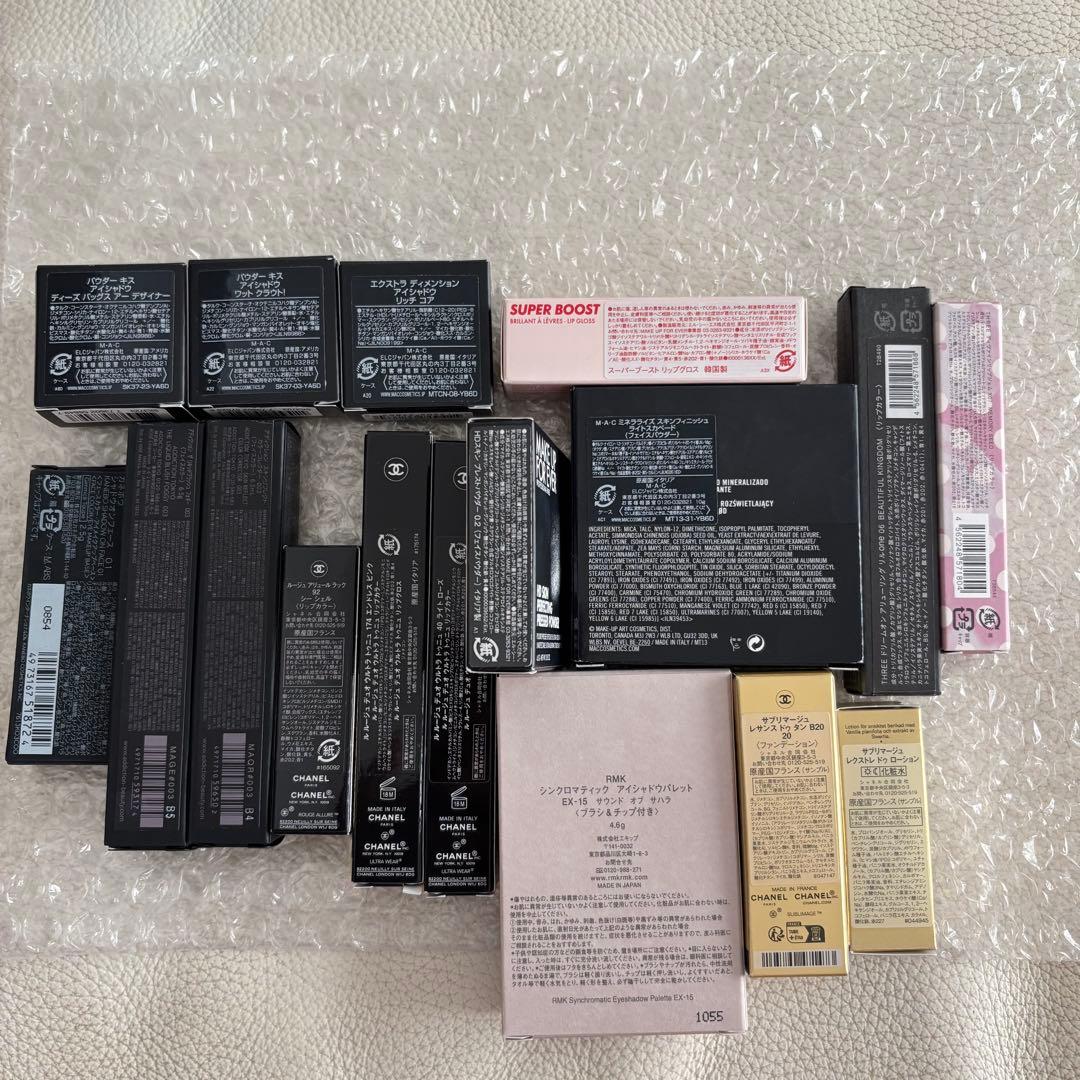 デパコスアイシャドウ、リップ、チーク等16点まとめ売り